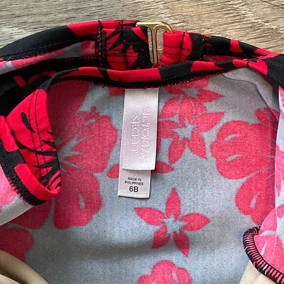 Victoria's Secret Floral One Piece Swimsuit Vintage Black‎ Red Hibiscus Size 6B - Picture 5 of 7